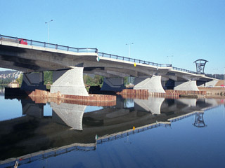 Přestavba mostu přes Berounku v Praze-Lahovicích (2003)